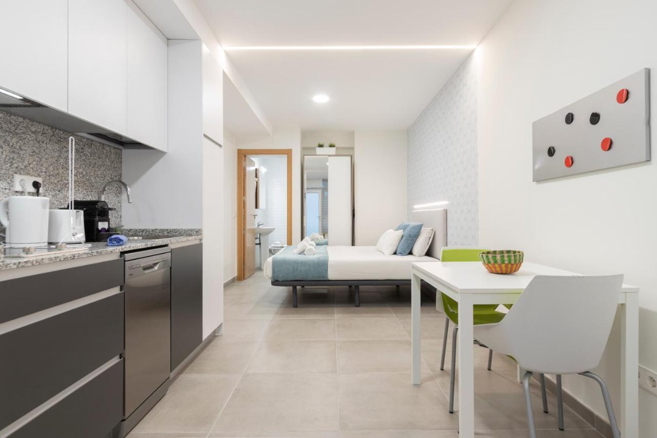 Apa 121 Apartment Madrid Bagian luar foto